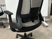 Офисное кресло POF-2031B 